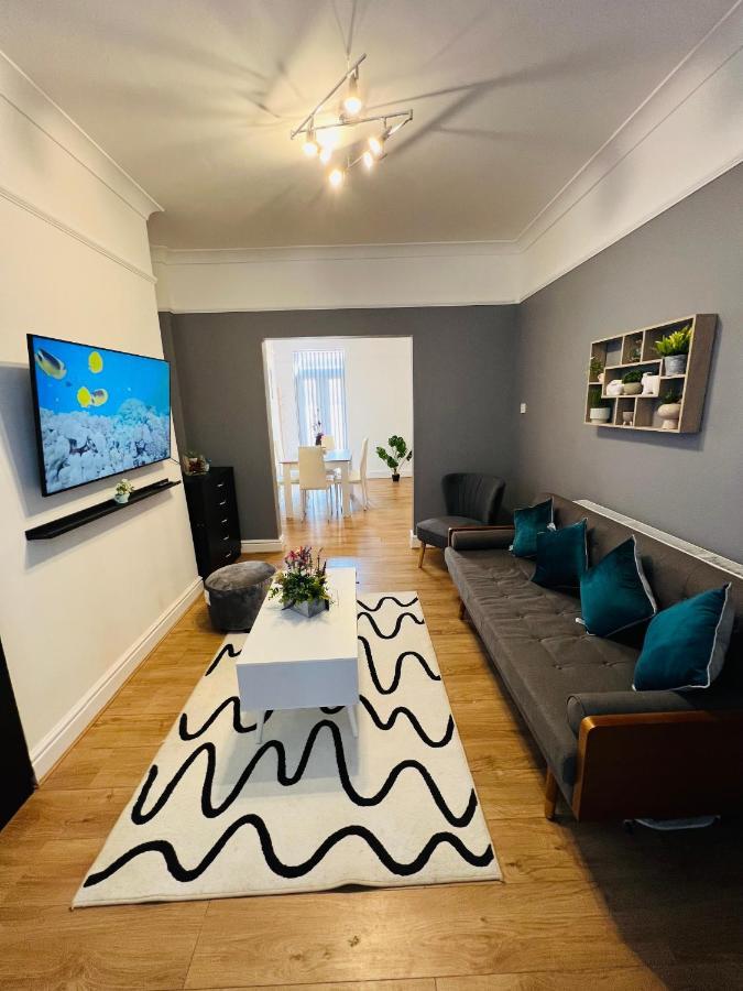 Luxurious Modern House In Anfield! Close To Lfc, Efc, City Centre!!! リヴァプール エクステリア 写真
