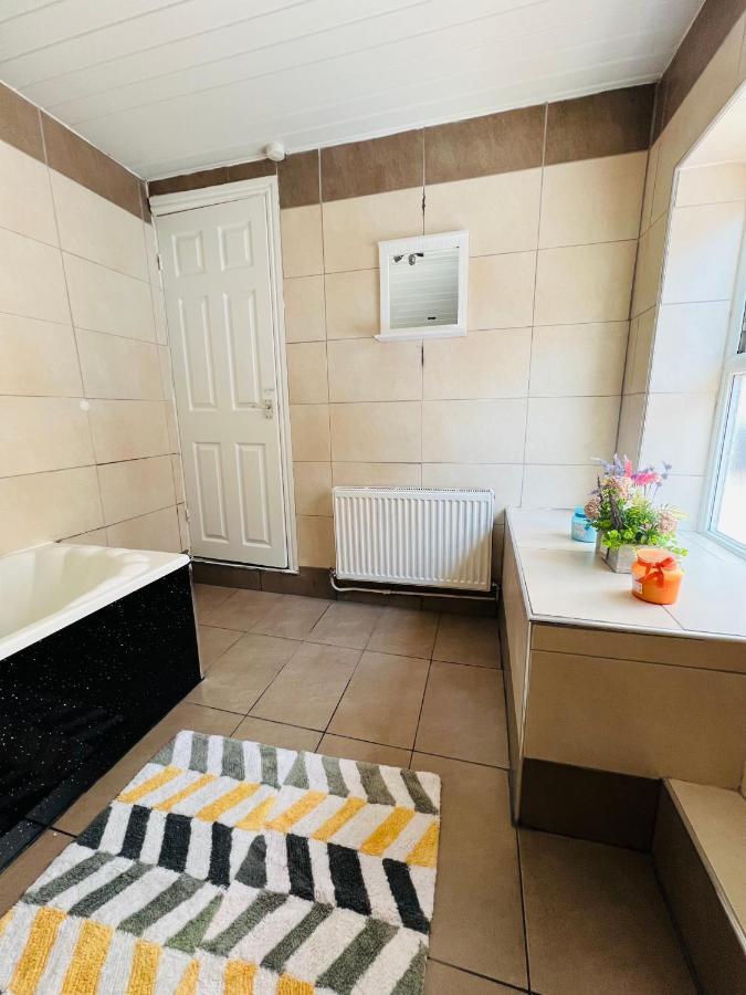 Luxurious Modern House In Anfield! Close To Lfc, Efc, City Centre!!! リヴァプール エクステリア 写真
